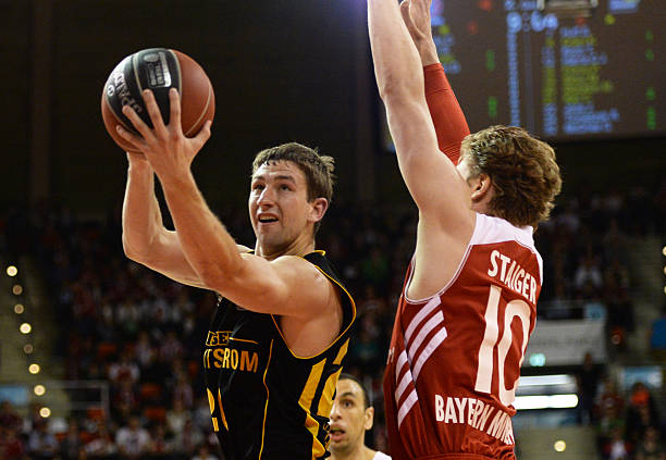 年轻车手 年轻车手